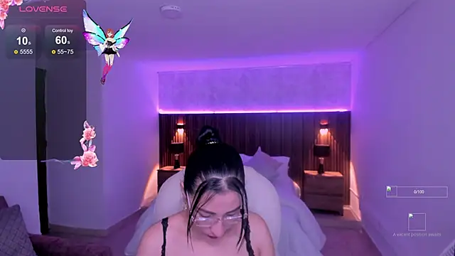 everlyy rose online show from September 16, 3:18 am