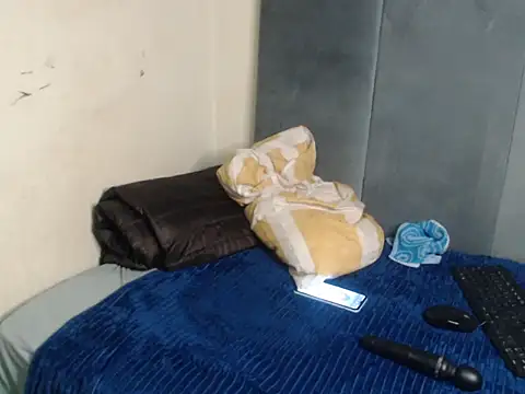 Tyllorsavage online show from September 26, 2:15 am