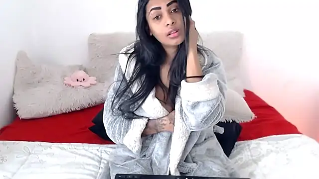 Snapshot of indianchic89 chatting on June 21, 10:07 am indianchic89 online show from June 21, 10:07 am