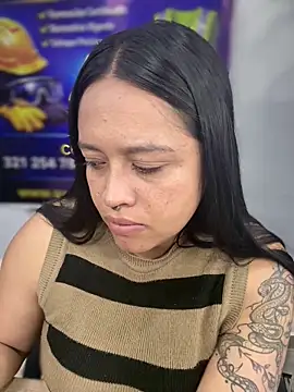-Mia1 online show from April 25, 1:41 pm