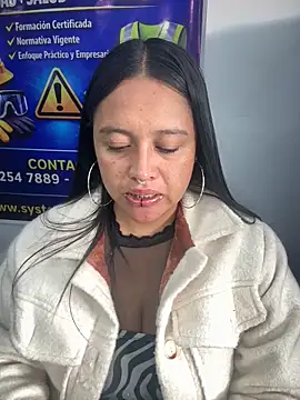 -Mia1 online show from May 5, 12:24 pm