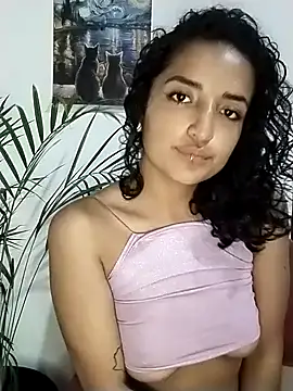 luna love xoxo online show from September 19, 1:07 am