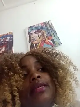 Snapshot of isabella_brown1 chatting on March 18, 12:03 am isabella brown1 online show from March 18, 12:03 am