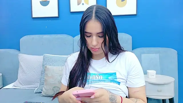 Ashley Evans22 online show from November 5, 8:31 pm