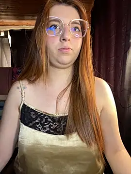 CoraVibes online show from January 15, 11:59 am