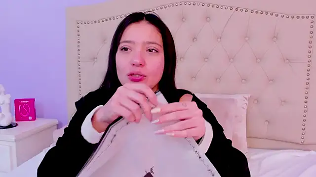 CattsyCat online show from October 18, 3:57 pm