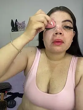 Kuromy x online show from May 4, 6:37 pm