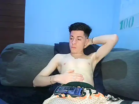 Newbrian20 online show from October 4, 11:58 pm