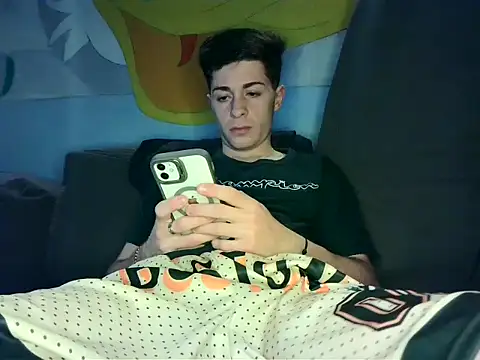 Newbrian20 online show from October 15, 1:06 am