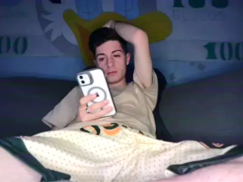 Newbrian20 online show from October 17, 9:28 pm