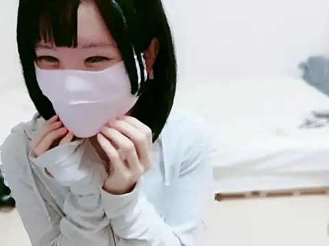 maika chan online show from September 13, 1:00 pm