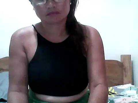 nathalie0045 online show from December 3, 10:08 pm