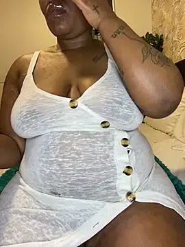fatpussydallx online show from June 19, 3:38 pm