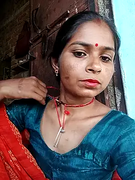Snapshot of Pooja_chohan chatting on September 24, 7:44 am Pooja chohan online show from September 24, 7:44 am