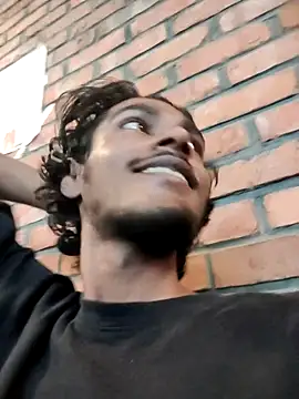 Snapshot of thecatfish chatting on September 14, 4:22 am thecatfish online show from September 14, 4:22 am