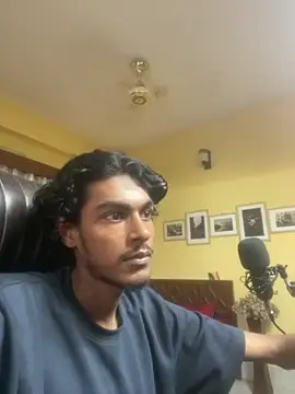 Snapshot of thecatfish chatting on October 7, 6:21 am thecatfish online show from October 7, 6:21 am