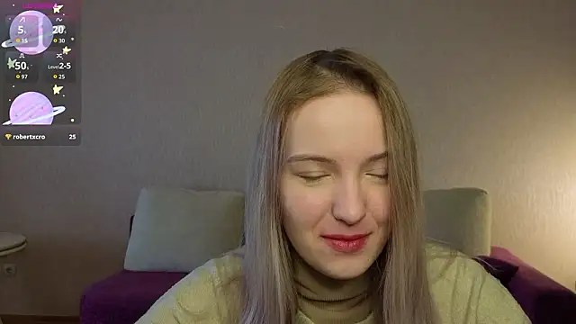 HongTomczak online show from March 27, 7:47 am