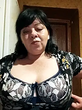 Snapshot of Tsukerochka chatting on October 3, 4:26 pm Tsukerochka online show from October 3, 4:26 pm