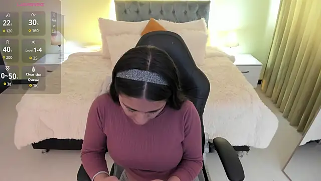 Camille Olsen  online show from October 30, 12:17 pm