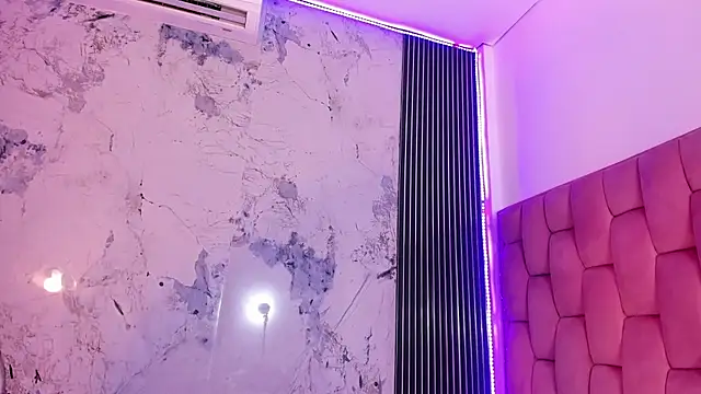 Mia Duarte1 online show from October 21, 7:36 pm