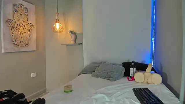 Snapshot of Mia_Duarte1 chatting on June 30, 1:01 pm Mia Duarte1 online show from June 30, 1:01 pm