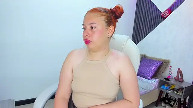 Snapshot of roxana_santini chatting on October 30, 2:18 pm roxana santini online show from October 30, 2:18 pm