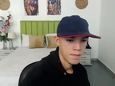 Snapshot of anderson_millers chatting on September 22, 7:16 pm anderson millers online show from September 22, 7:16 pm