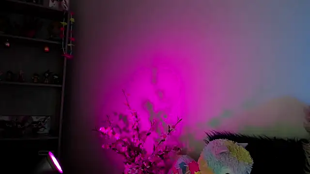  chloe moons  online show from September 18, 7:49 pm