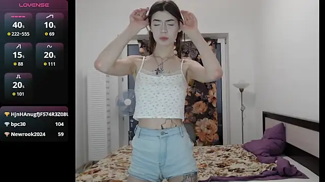 Snapshot of shadowraze228 chatting on November 16, 7:52 pm shadowraze228 online show from November 16, 7:52 pm