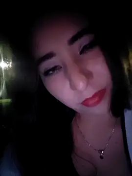 isabella lovem online show from April 29, 5:33 am