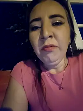 isabella lovem online show from May 2, 4:17 am
