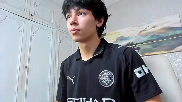 Tyler durten online show from December 2, 3:23 am