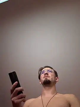 Snapshot of AndrewAndrew997 chatting on November 2, 7:33 am AndrewAndrew997 online show from November 2, 7:33 am