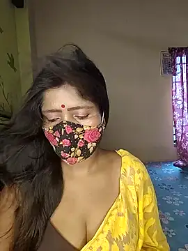 Love143A online show from May 8, 8:52 am