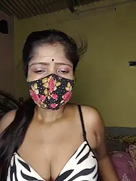 Love143A online show from May 18, 3:35 am
