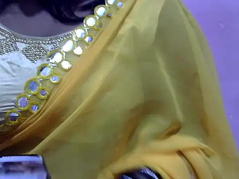 Snapshot of Rimsha_naughty chatting on December 21, 6:04 pm Rimsha naughty online show from December 21, 6:04 pm