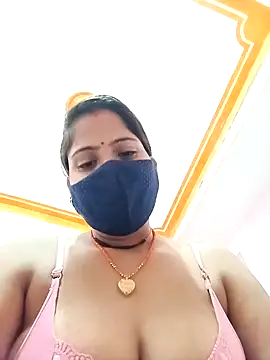 Snapshot of Sexi_savitri chatting on October 7, 4:09 am Sexi savitri online show from October 7, 4:09 am