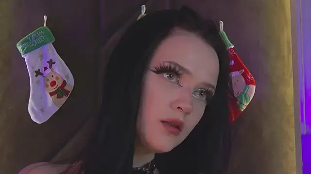  Anorrra  online show from January 8, 5:15 pm