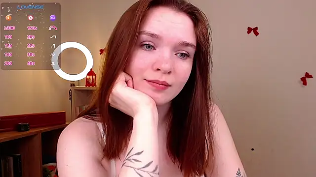 Snapshot of EvaJackson111 chatting on December 15, 2:10 pm EvaJackson111 online show from December 15, 2:10 pm