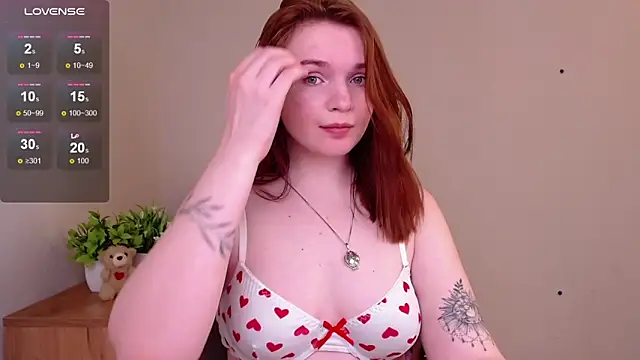 Snapshot of EvaJackson111 chatting on February 3, 11:26 am EvaJackson111 online show from February 3, 11:26 am