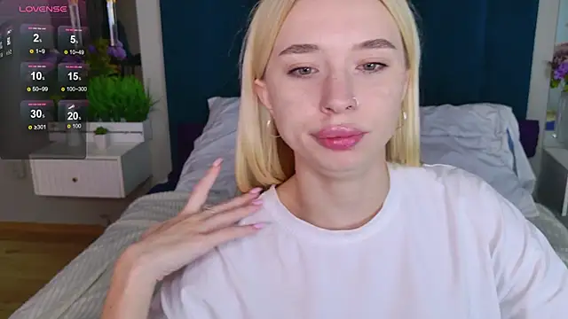 RachelColon online show from September 18, 10:39 am