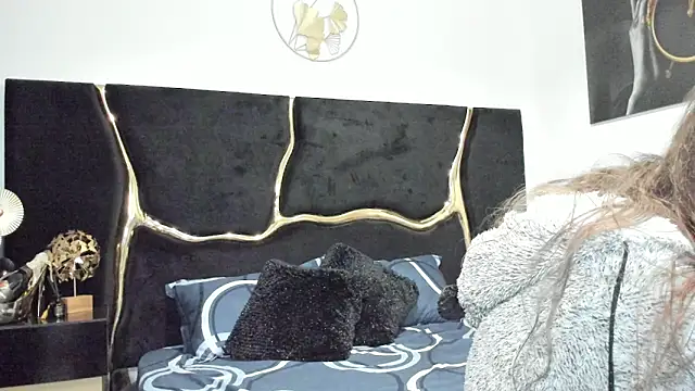 Snapshot of RebekaRose chatting on November 1, 11:40 pm RebekaRose online show from November 1, 11:40 pm