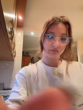 RebekaRose online show from November 28, 12:13 am