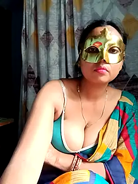 Snapshot of Mast-Haseena chatting on May 5, 9:50 am Mast-Haseena online show from May 5, 9:50 am
