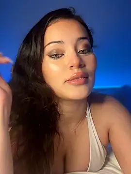 Snapshot of Risky_Workouts chatting on March 15, 7:31 pm Risky Workouts online show from March 15, 7:31 pm