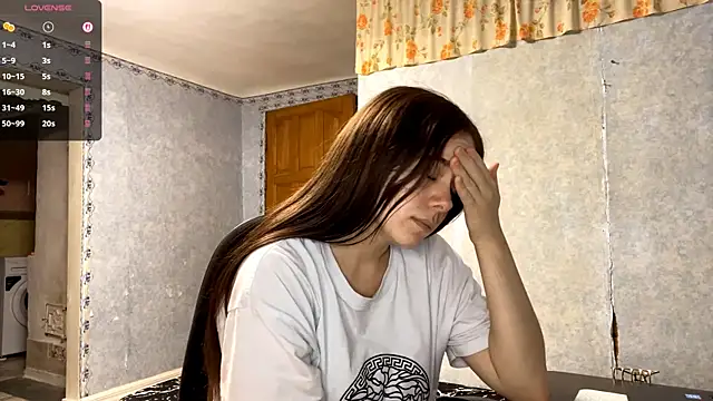 Snapshot of Lia_rise chatting on September 28, 3:17 pm Lia rise online show from September 28, 3:17 pm