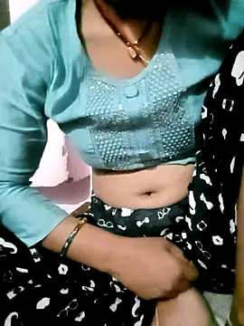 Snapshot of Hot_tin74 chatting on February 2, 6:39 pm Hot tin74 online show from February 2, 6:39 pm