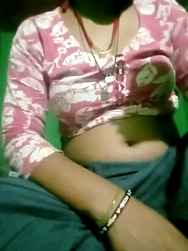 Snapshot of Hot_tin74 chatting on May 10, 5:18 pm Hot tin74 online show from May 10, 5:18 pm