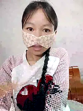 Lilyy-y online show from November 3, 9:38 pm