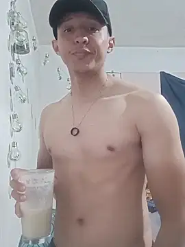 Snapshot of selvin3445 chatting on September 10, 5:18 am selvin3445 online show from September 10, 5:18 am